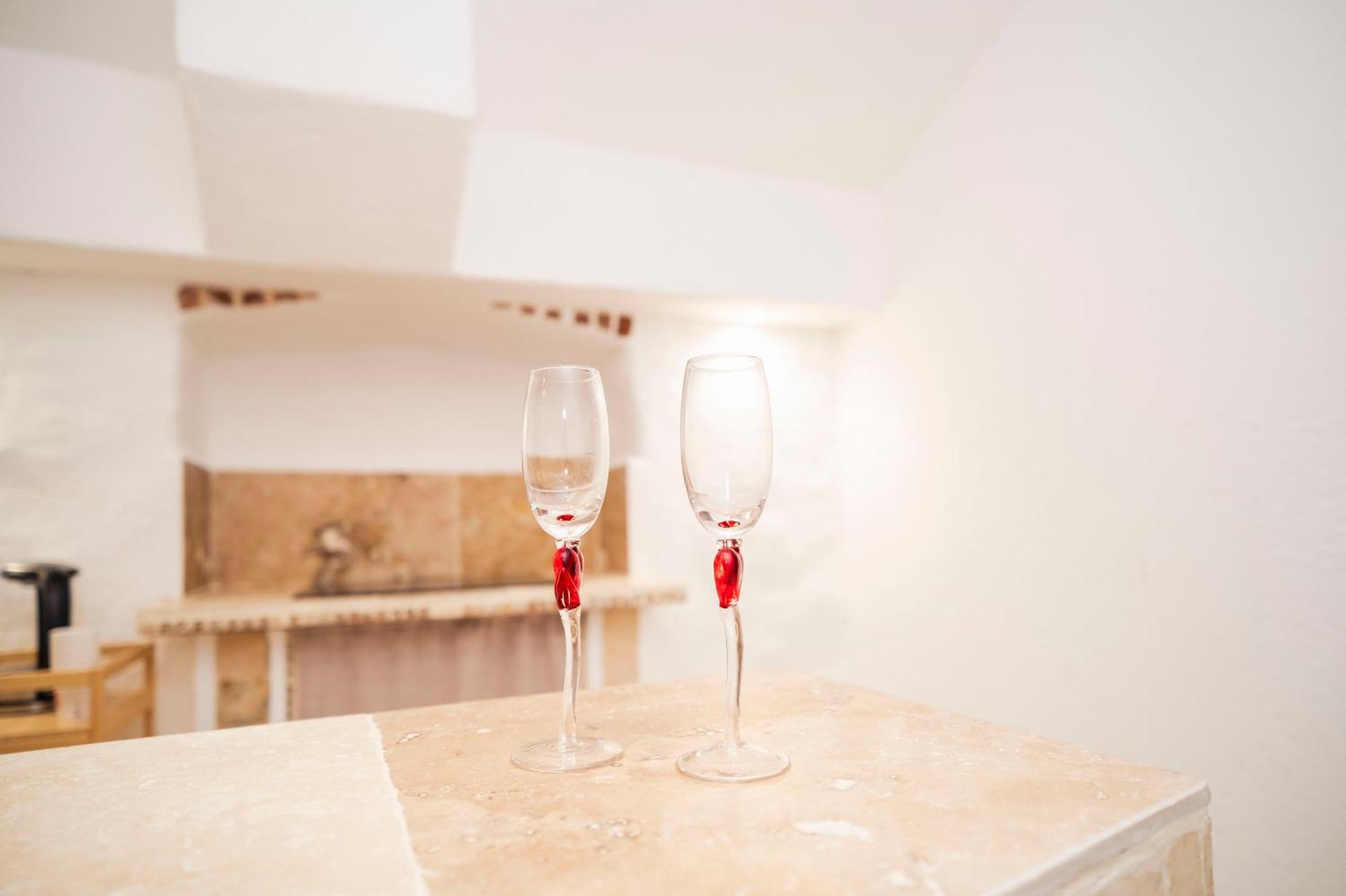 Le Temple D'Aphrodite, Appartement Avec Spa Vienne  Exterior foto